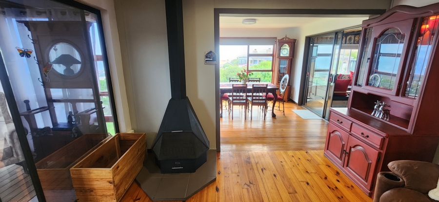4 Bedroom Property for Sale in Dana Bay Western Cape